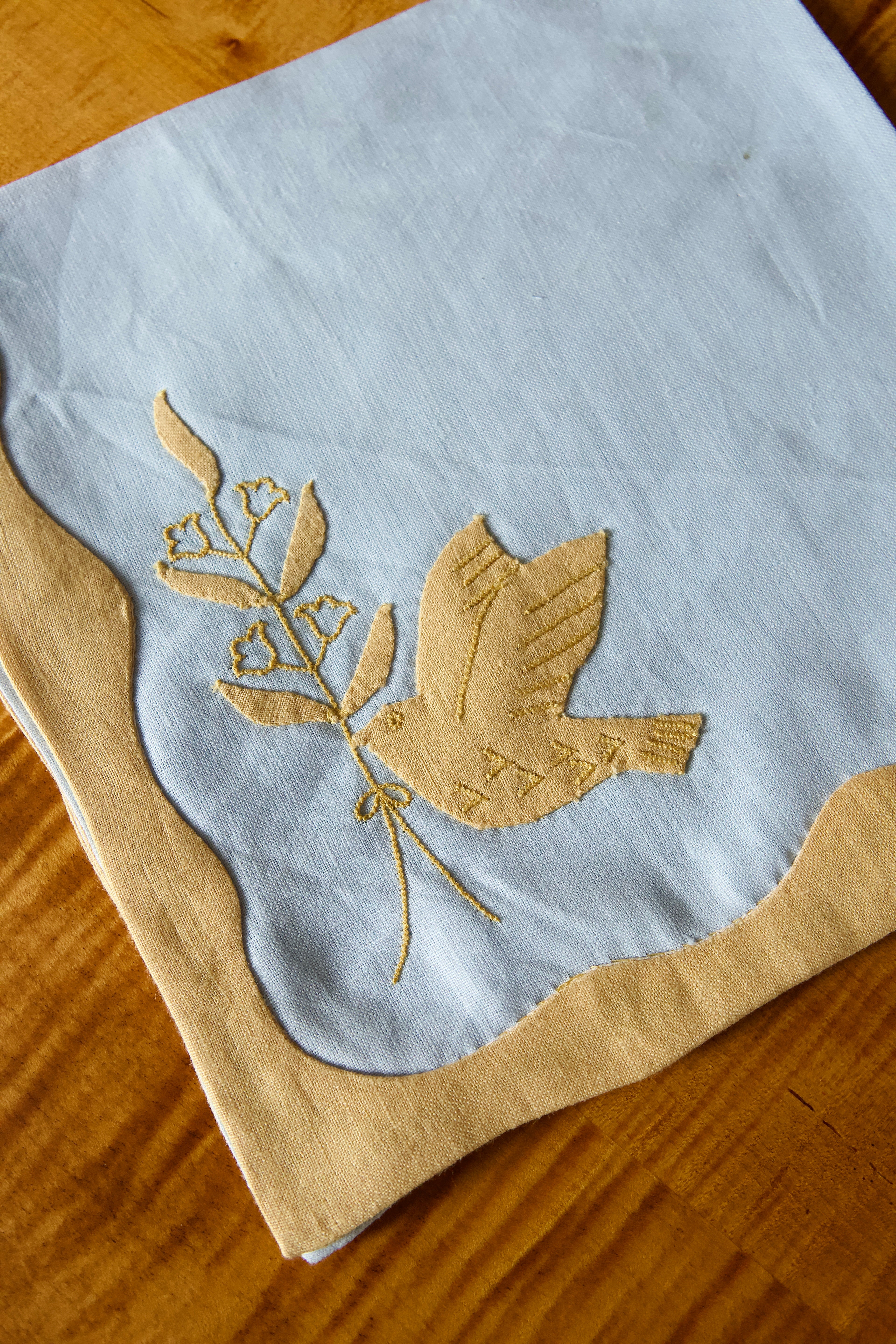 Dove Appliquéd Linen Napkin